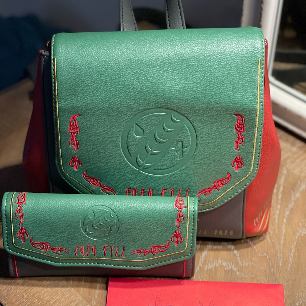 Danielle Nicole Boba Fett Star Wars Minibackback and Wallet